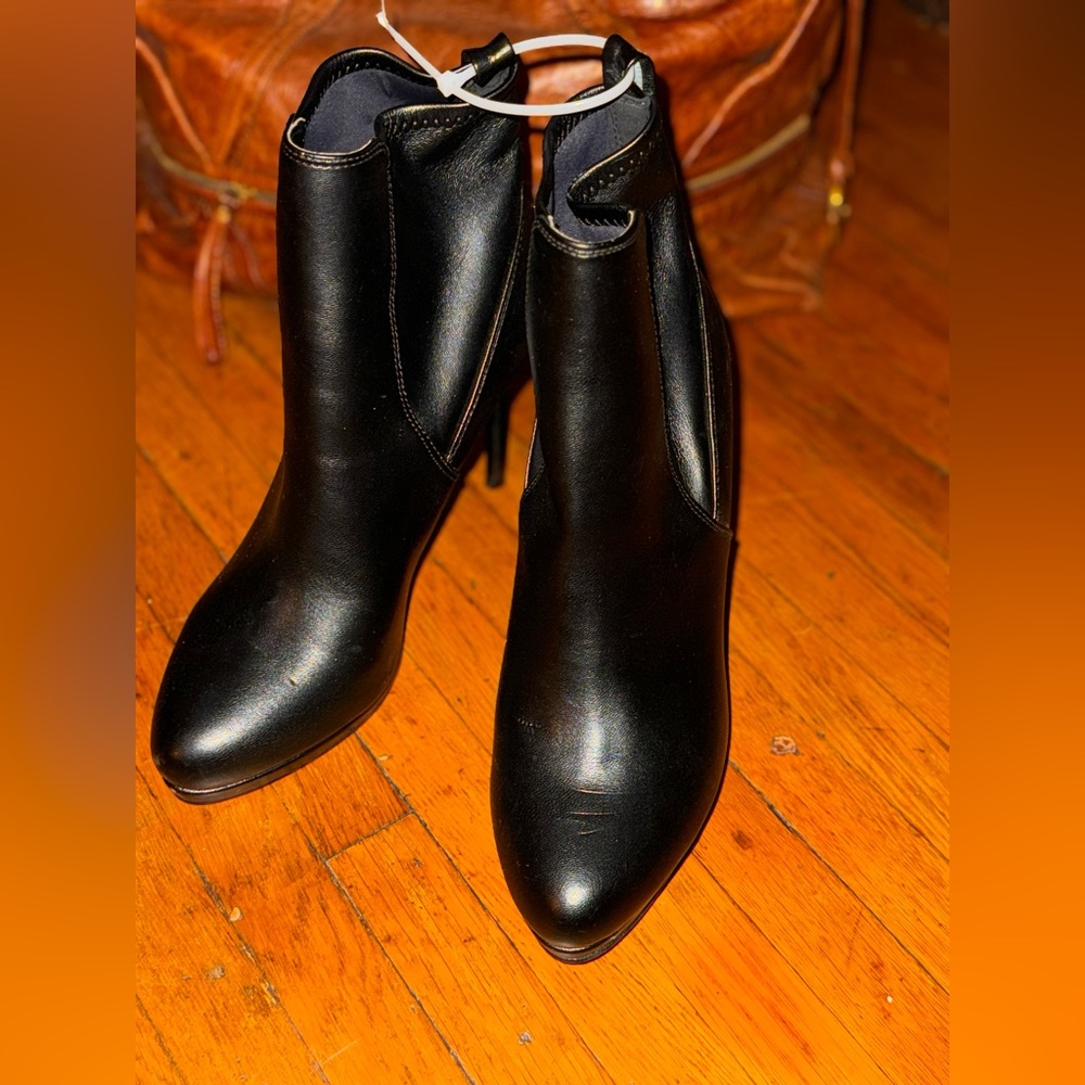 Nine West Women Black Ankle Boots